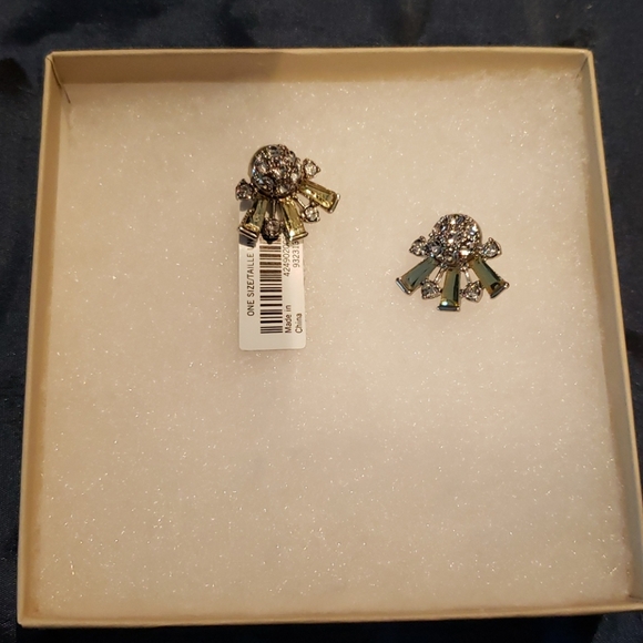 Banana Republic Earrings - Picture 2 of 4